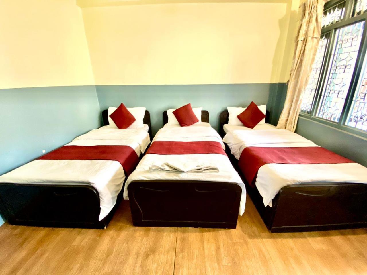 Hotel Piya Pvt Ltd Pokhara Quarto foto